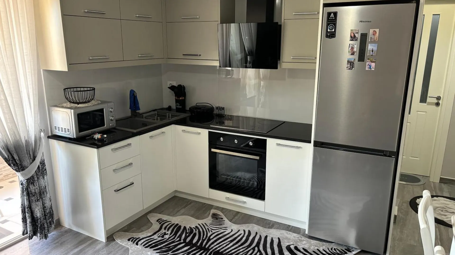 Liljana Apartment 1 Saranda 0*,